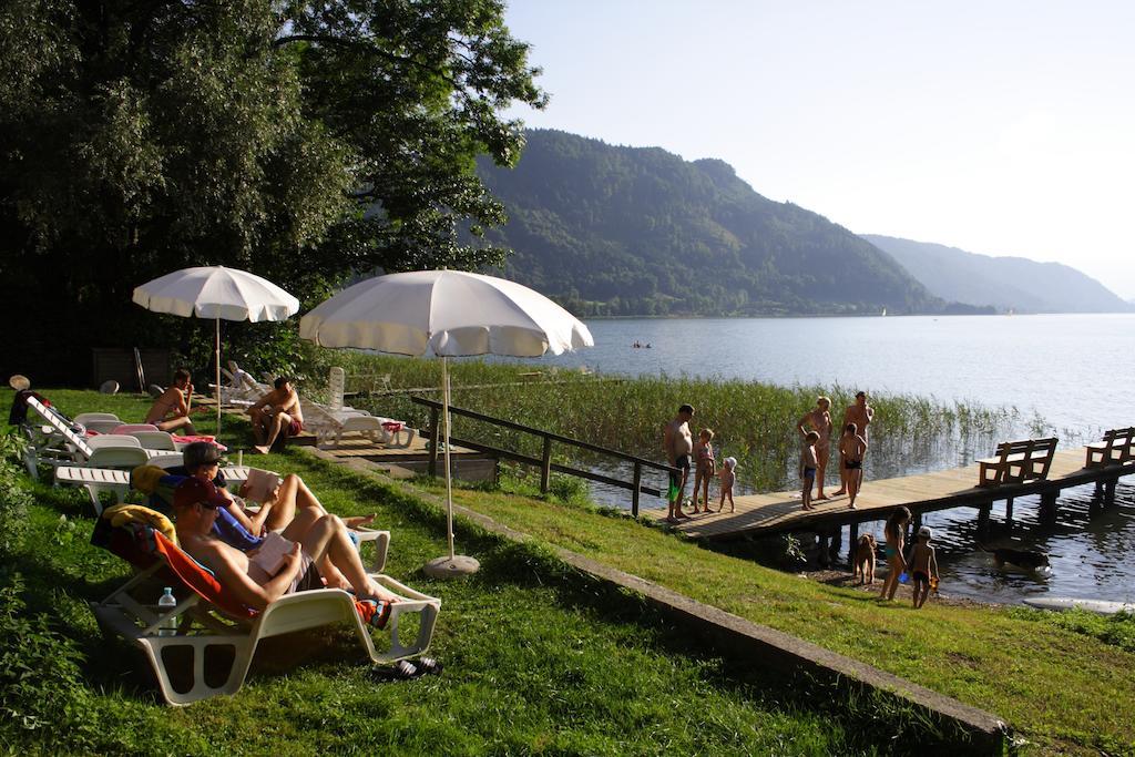 Seehaus Karantanien Am Ossiacher See Kültér fotó