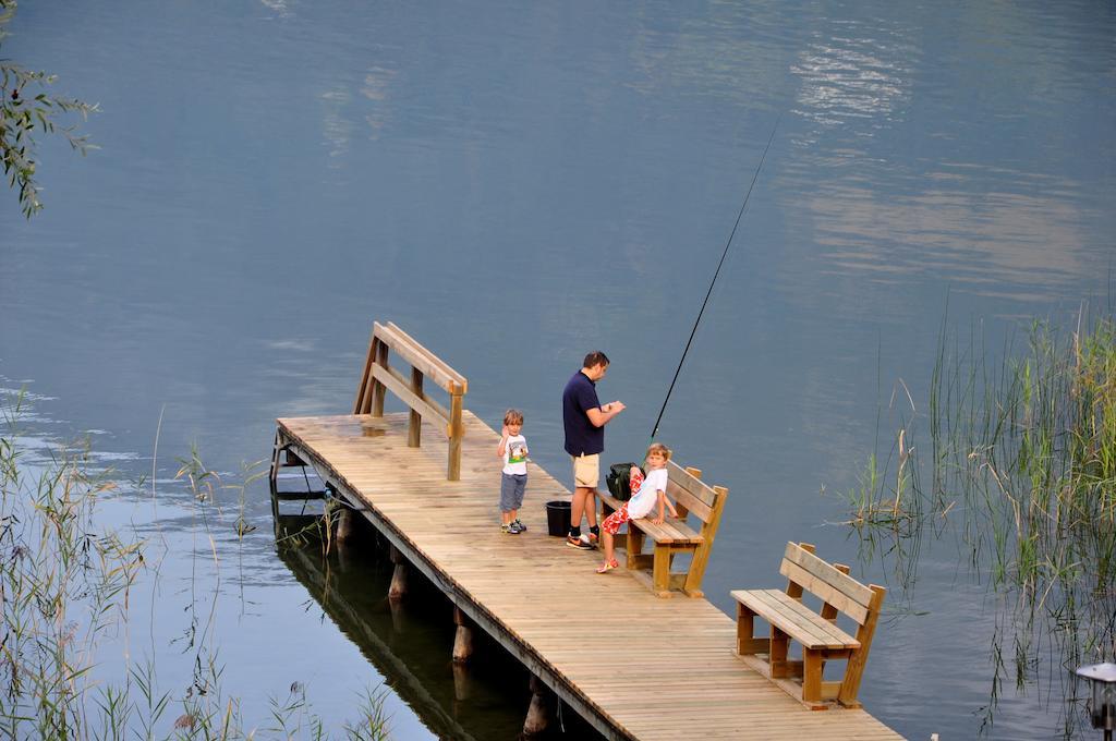 Seehaus Karantanien Am Ossiacher See Kültér fotó