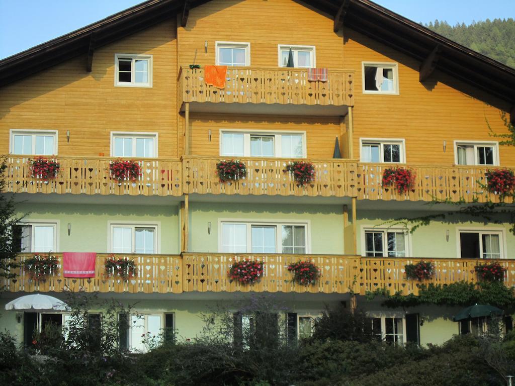 Seehaus Karantanien Am Ossiacher See Kültér fotó